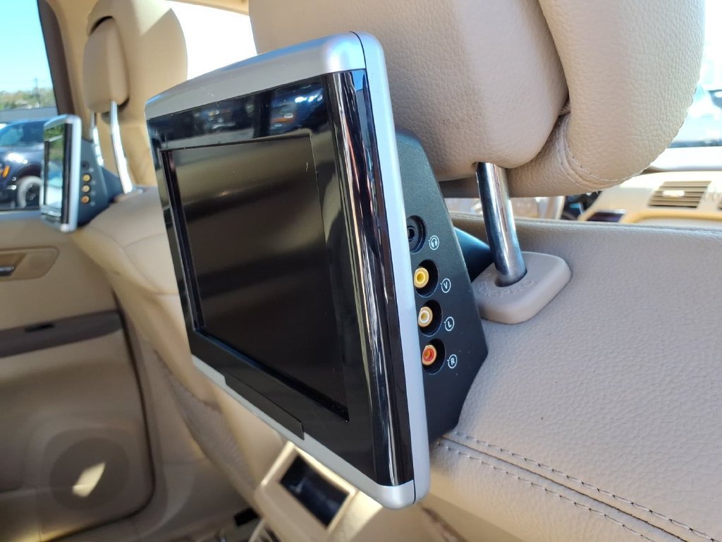 Used 2010 Mercedes-Benz R 350 4MATIC image 16
