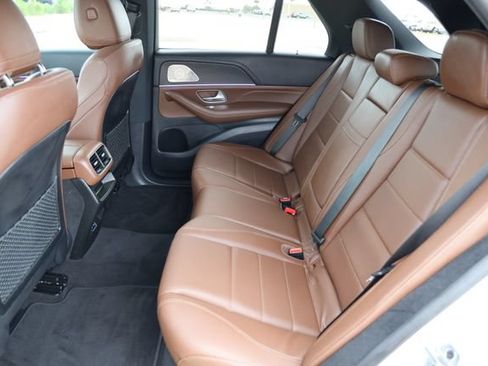 Used 2024 Mercedes-Benz GLE 350 4MATIC image 13