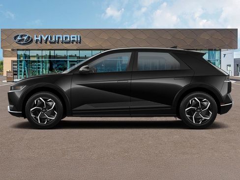 New 2023 Hyundai Ioniq 5 SEL w/ Cargo Package AWD/4WD image 3