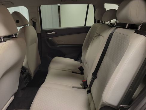 Used 2020 Volkswagen Tiguan S FWD image 20