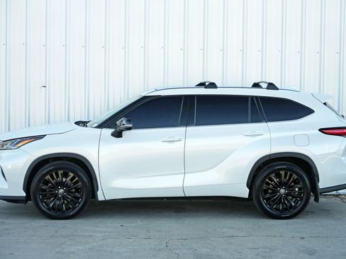 Used 2022 Toyota Highlander Platinum image 49