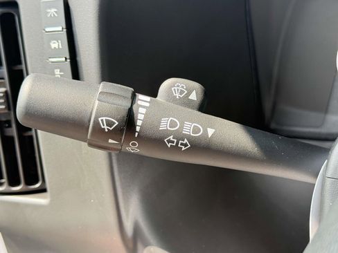 New 2025 Chevrolet Express 3500 Extended image 13