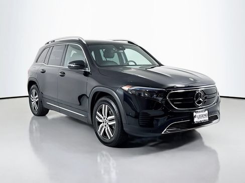 Used 2023 Mercedes-Benz EQB 300 4MATIC image 4