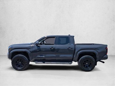 Used 2024 Toyota Tacoma SR5 AWD/4WD image 5