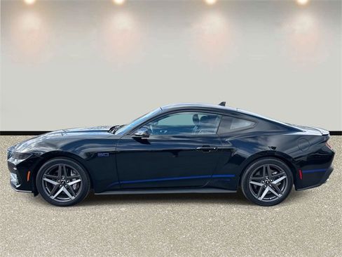 Used 2024 Ford Mustang GT Premium image 8