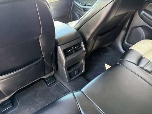 Used 2020 Ford Edge SEL w/ Cargo Accessory Package FWD image 17