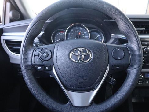 Used 2015 Toyota Corolla LE image 11