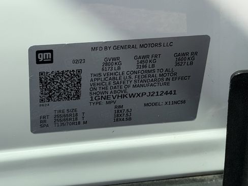 Used 2023 Chevrolet Traverse LT w/ LPO, Floor Liner Package image 29