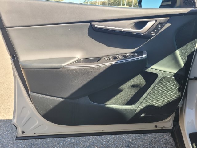 Used 2024 Kia EV6 Light RWD image 16