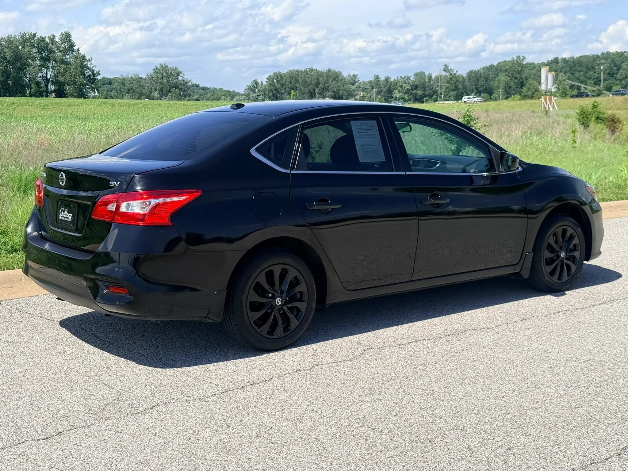 Used 2019 Nissan Sentra SV FWD image 35