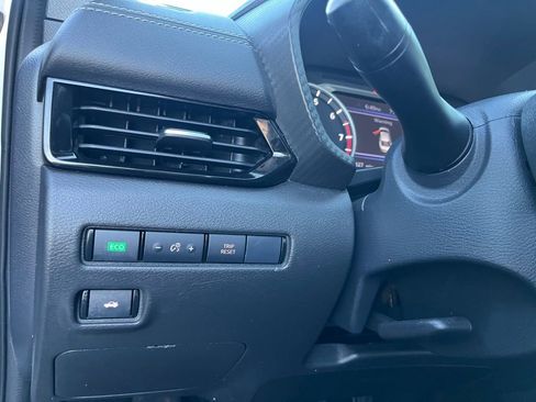 Used 2021 Nissan Sentra SV image 27