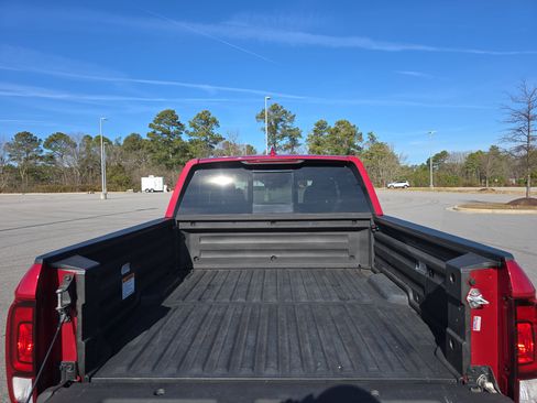 Used 2023 Honda Ridgeline RTL image 12