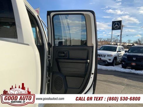 Used 2018 RAM 1500 Express w/ Express Value Package image 15