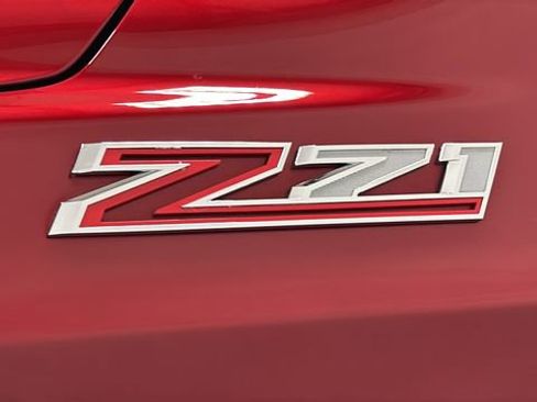 Used 2022 Chevrolet Tahoe Z71 w/ Luxury Package AWD/4WD image 46