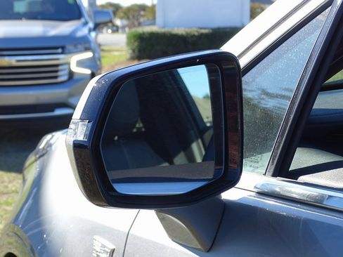 Used 2025 Cadillac XT5 Premium Luxury image 13