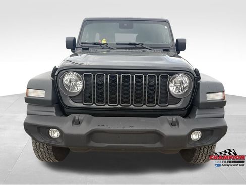 Used 2020 Jeep Wrangler Unlimited Sport image 11