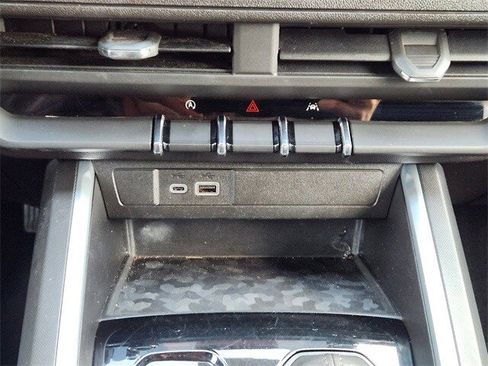 Used 2023 Chevrolet Colorado Trail Boss image 15