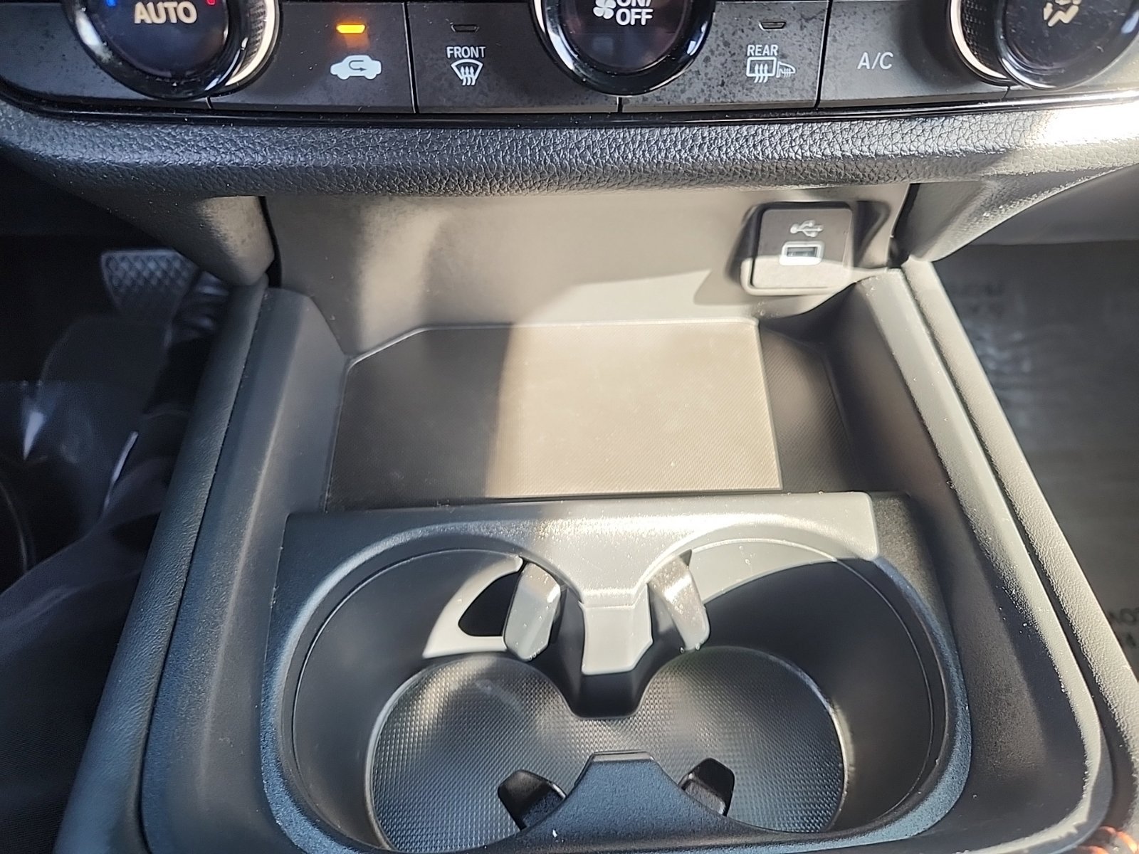 Used 2025 Honda HR-V Sport image 24