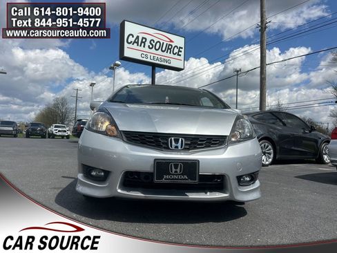 Used 2013 Honda Fit Sport image 2