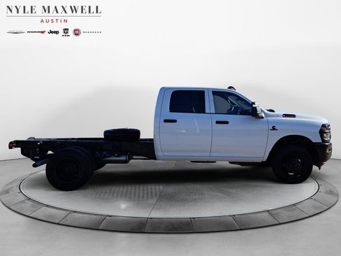 New 2026 RAM 3500 Tradesman image 16