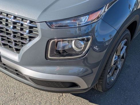 Used 2026 Hyundai Venue SEL image 9