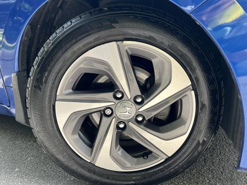 Used 2019 Honda Insight EX image 29