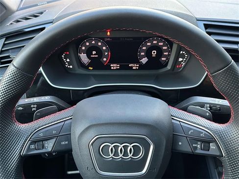 Certified 2025 Audi Q3 2.0T Premium Plus w/ Premium Plus Package image 25