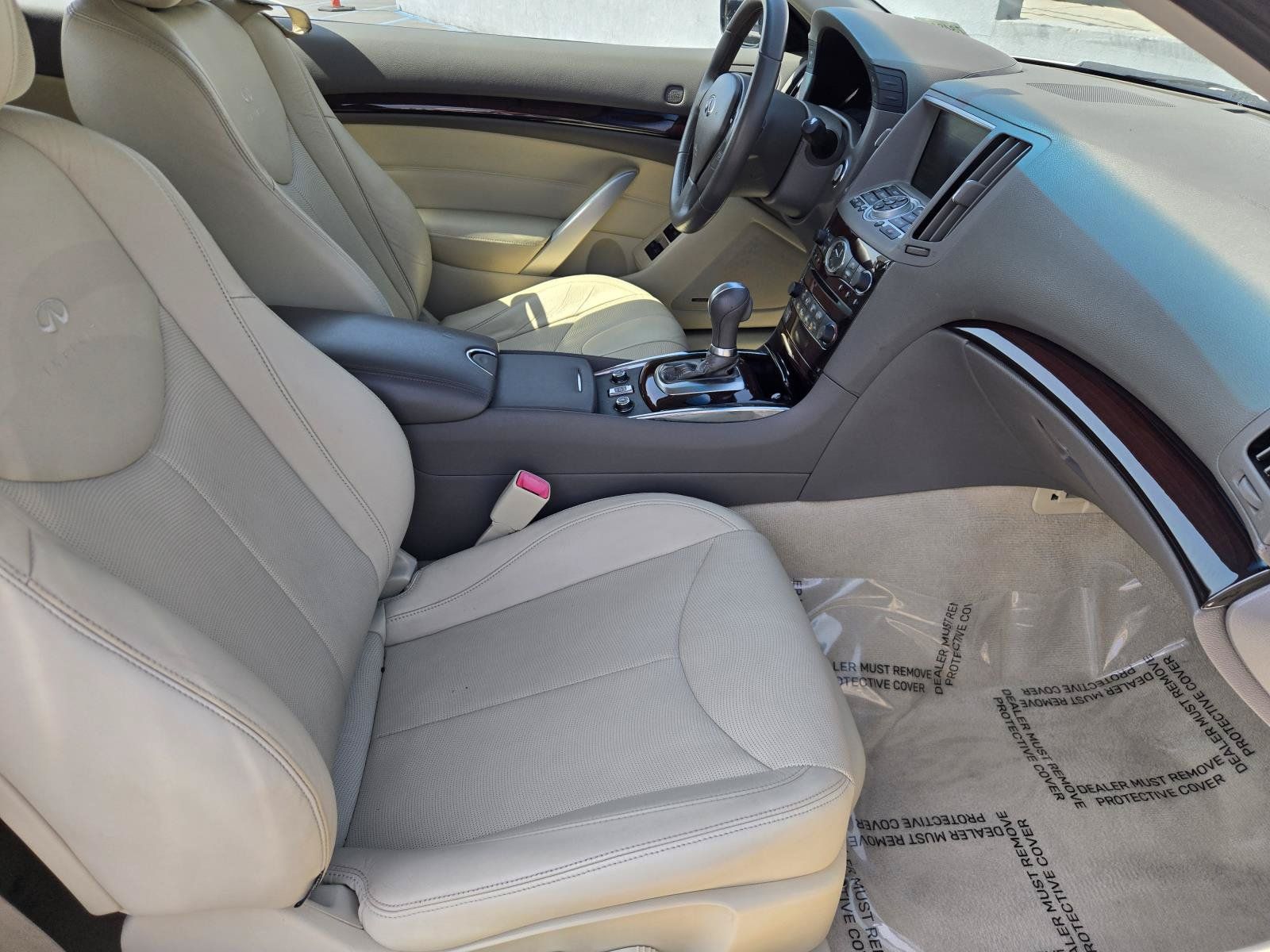 Used 2011 INFINITI G37 Convertible w/ Premium Pkg RWD image 29