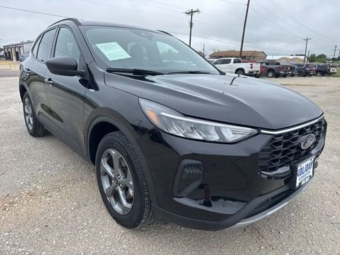 Used 2025 Ford Escape ST-Line AWD/4WD image 7