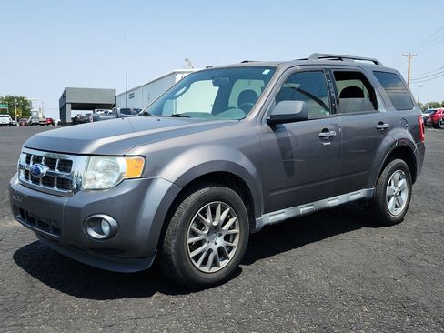 Used 2011 Ford Escape XLT w/ 203A Rapid Spec Order Code AWD/4WD image 1
