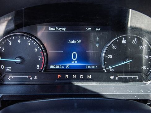Used 2021 Ford Explorer XLT w/ Equipment Group 202A AWD/4WD image 15
