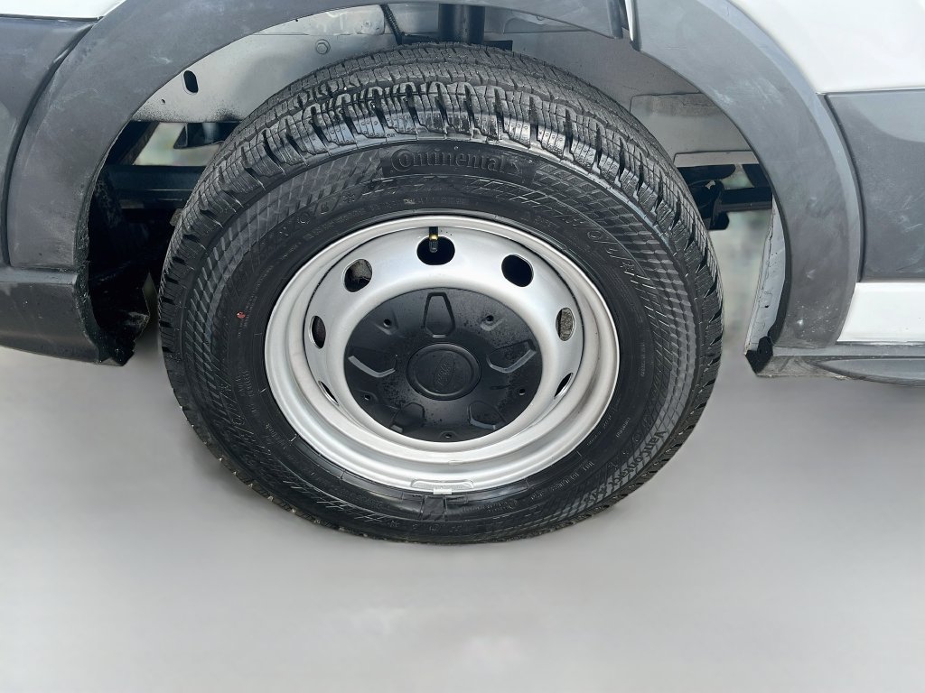 Used 2026 Ford Transit 250 148 Medium Roof RWD image 28