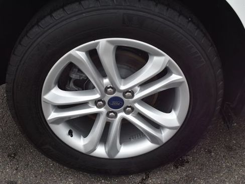 Used 2020 Ford Edge SEL w/ Convenience Package AWD/4WD image 47