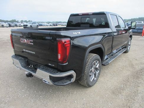 New 2026 GMC Sierra 1500 SLT w/ SLT Premium Plus Package AWD/4WD image 5