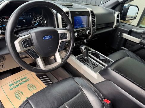 Used 2019 Ford F150 Lariat w/ Equipment Group 502A Luxury image 12