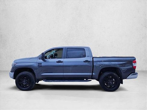 Used 2019 Toyota Tundra SR5 w/ SR5 Upgrade Package AWD/4WD image 9