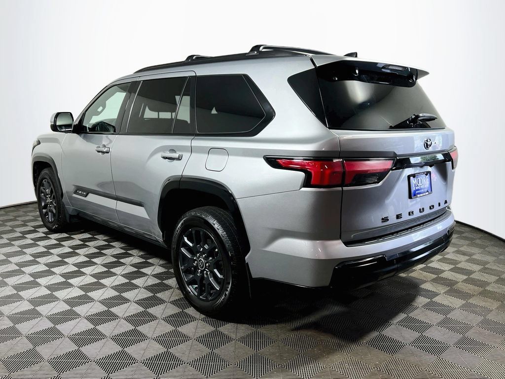 Certified 2023 Toyota Sequoia Platinum AWD/4WD image 5