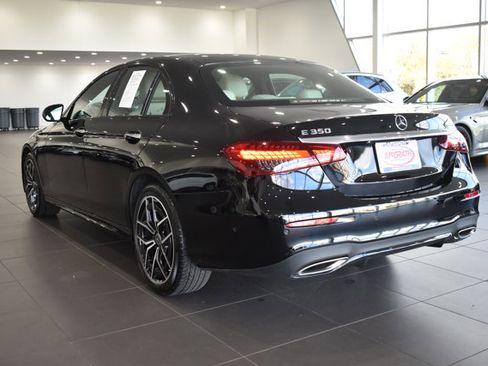 Used 2023 Mercedes-Benz E 350 4MATIC Sedan image 9