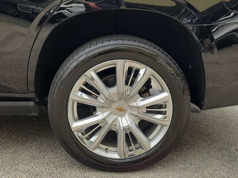Used 2023 Chevrolet Tahoe High Country w/ Premium Package 2 RWD image 34