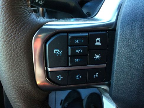 New 2026 Ford F350 King Ranch w/ Chrome Package image 18