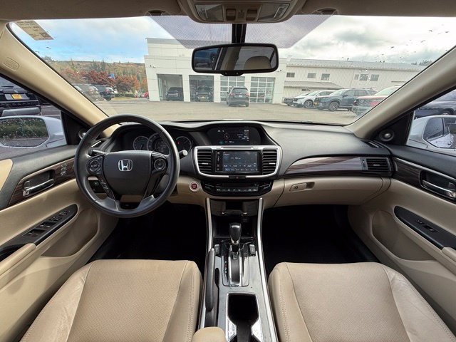 Used 2016 Honda Accord EX-L image 10