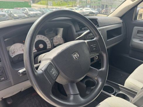 Used 2011 Dodge Dakota Big Horn AWD/4WD image 10