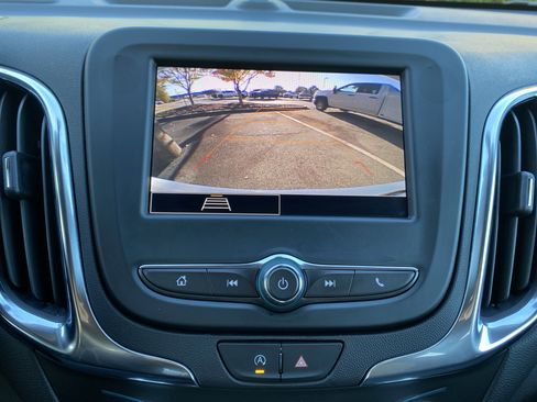 Used 2024 Chevrolet Equinox LT image 27