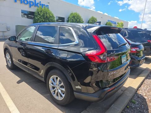 Used 2026 Honda CR-V EX image 6