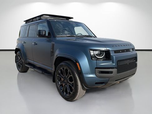 New 2026 Land Rover Defender 110 OCTA image 7