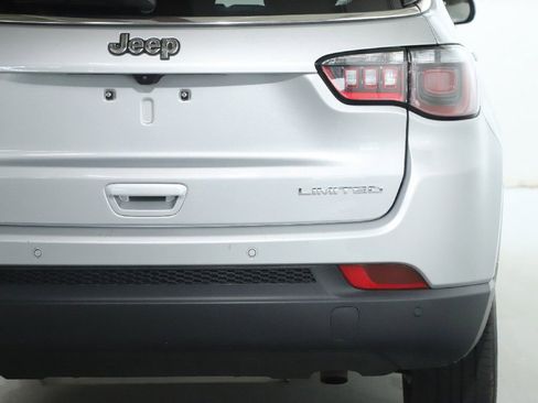 Used 2025 Jeep Compass Limited AWD/4WD image 44