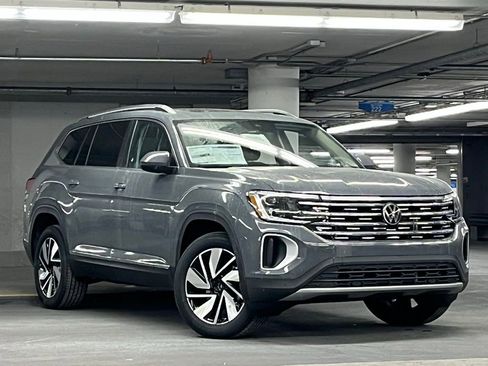 New 2026 Volkswagen Atlas SEL AWD/4WD image 2