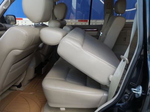 Used 1999 Lexus LX 470 4WD image 19