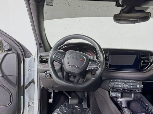 Used 2023 Dodge Durango R/T w/ Tow 'N Go Group AWD/4WD image 21