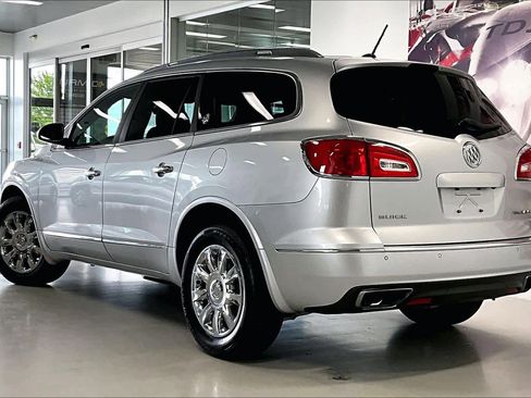 Used 2015 Buick Enclave Leather FWD image 4